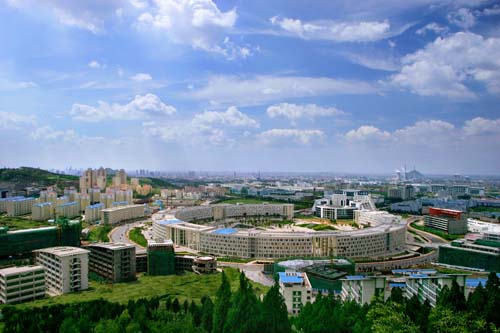 濟南高新區(qū)騰籠換鳥 推動新舊動能轉(zhuǎn)換