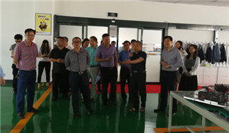 我院課題組赴漣源市開展《婁底資源型城市轉(zhuǎn)型升級(jí)，深化供給側(cè)結(jié)構(gòu)性改革》