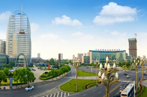 南昌：高新區(qū)奮力譜寫(xiě)“三區(qū)一城”建設(shè)新篇章