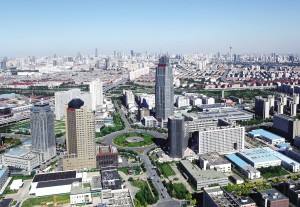 從一馬當先到齊頭并進：融入京津冀協同發(fā)展的濱海新區(qū)