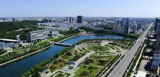 通城經(jīng)濟(jì)開發(fā)區(qū)：以奔跑的節(jié)奏推動高質(zhì)量發(fā)展